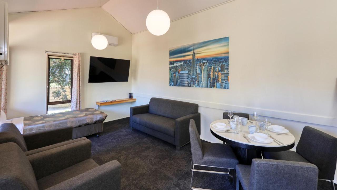 Executive Hideaway Benalla Exterior foto