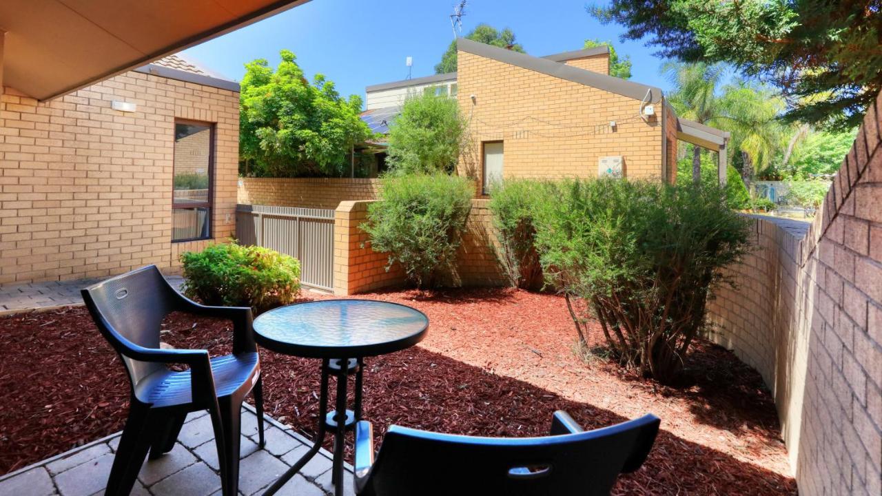 Executive Hideaway Benalla Exterior foto