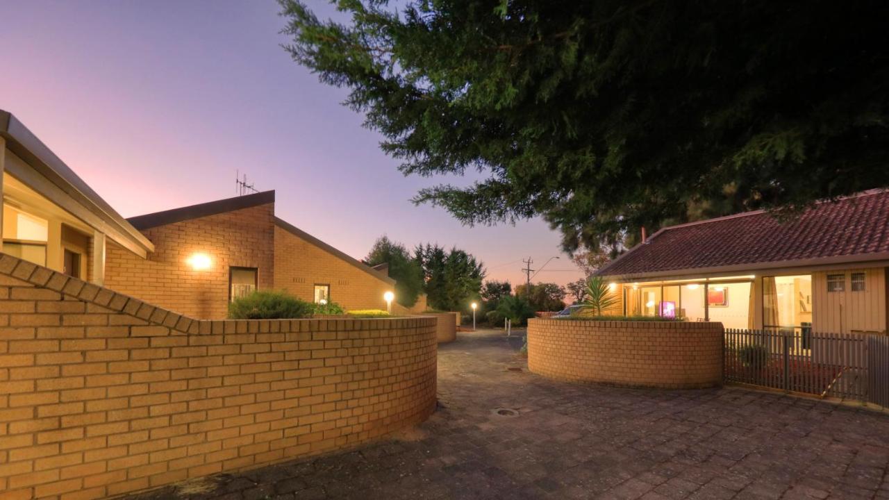 Executive Hideaway Benalla Exterior foto